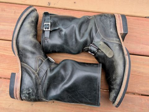 Photo by timelesstough on February 3, 2025 of the Wesco Mister Lou in Maryam Petrolio Waxed Black Horsehide.
