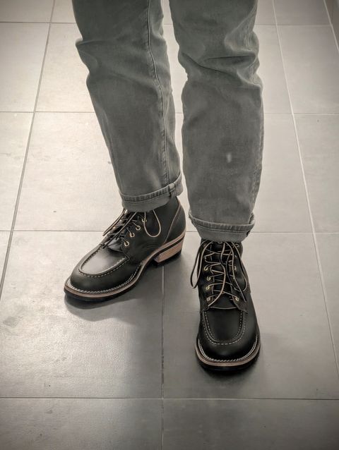 Photo by habibiboots7 on April 20, 2026 of the Nicks Moc Toe in Horween Shackleton Greener Pastures.