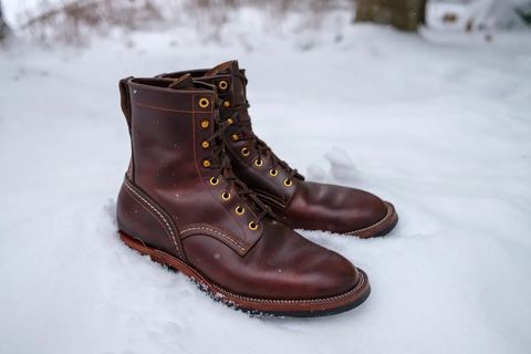 Photo by belopsky on January 18, 2026 of the Iron Boots Iron Dragon in Seidel Brown Double Shot.