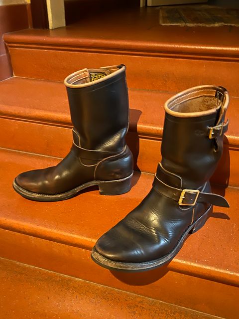 Photo by luijim78 on January 10, 2024 of the Role Club Engineer Boots in Horween Black Chromexcel Horsehide.