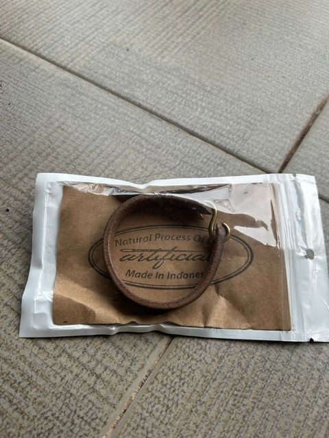 Photo by enggut on November 1, 2025 of the Artificial Goods Bracelet in Indonesian Natural Veg Tan.