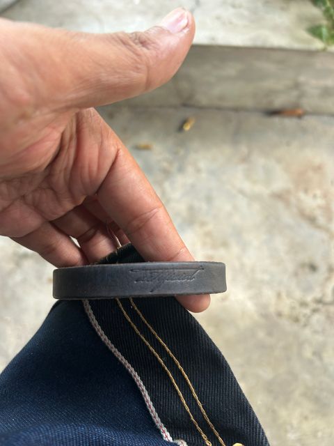 Photo by enggut on February 6, 2026 of the Artificial Goods Bracelet in Indonesian Natural Veg Tan.