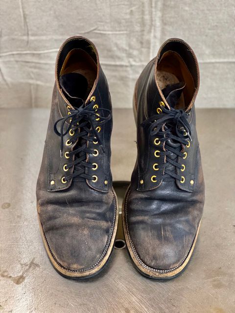 Photo by archwild on March 30, 2025 of the Iron Boots x Østmo Type 1 in Maryam Black Hand-Dyed Horsehide.