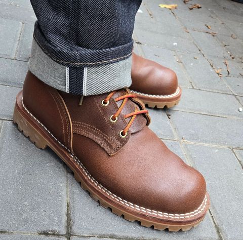Photo by chuligani on July 12, 2026 of the Nicks Strider in Horween Ember Waxed Flesh.