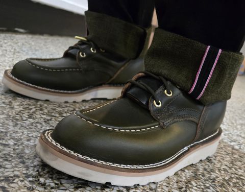Photo by chuligani on April 23, 2026 of the Nicks 365 Stitchdown in Horween Greener Pastures Shackleton.