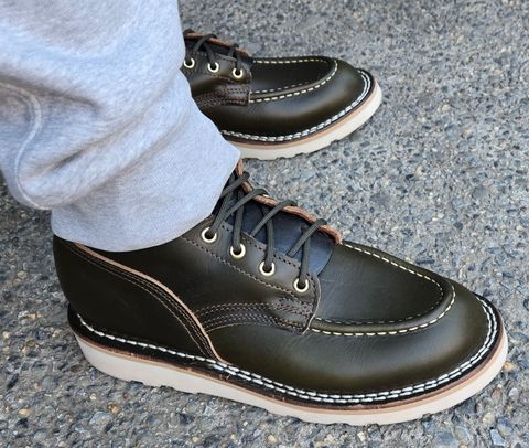Photo by chuligani on March 18, 2026 of the Nicks 365 Stitchdown in Horween Greener Pastures Shackleton.