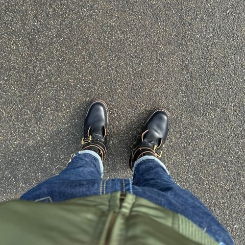 Photo by Sebekhetep on February 26, 2024 of the Nicks Heritage TankerPro in Horween Black Chromexcel.