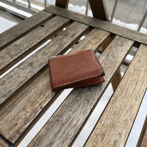 Photo by nitrocelluloseballoon on February 4, 2026 of the Self-Made Bifold Wallet in English Bridle Tan.