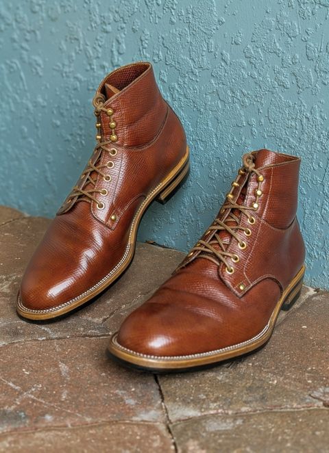 Photo by nikolanottesla on March 20, 2025 of the Iron Boots x Østmo Type 1 in Horween Pioneer Hatchgrain.