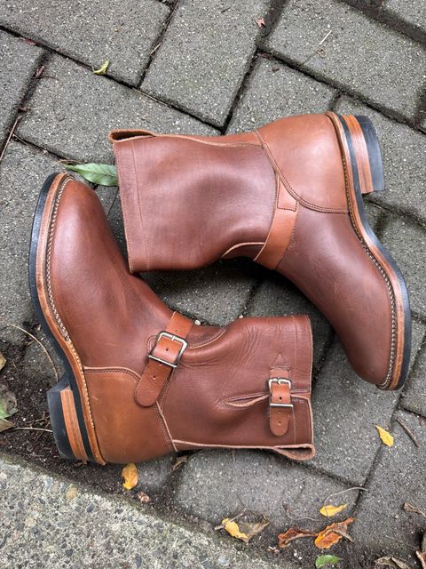 Photo by congressmancuff on October 3, 2025 of the Viberg Engineer in Horween Crust Chromexcel.