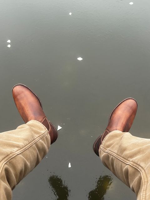 Photo by bbart on February 2, 2025 of the Viberg Chelsea in Horween Rowdy Dachshund.