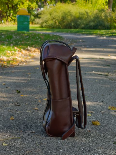Photo by rigglethor on October 2, 2025 of the Cravar Workpack in Fox Veg Tan.