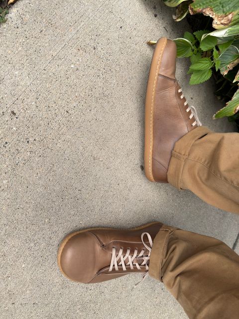 Photo by rigglethor on August 24, 2025 of the Goral Barefoot SMUGS in Horween Natural Chromexcel.