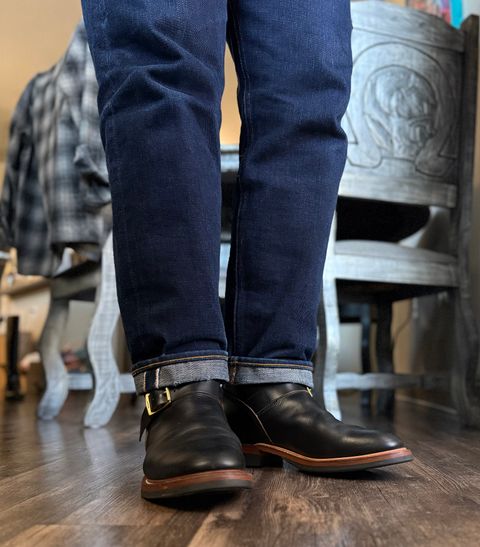 Photo by indi.raw.oninsb on January 3, 2026 of the The Flat Head Engineer Boots in Horween Black Chromexcel.