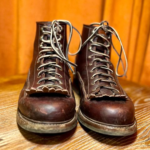 Photo by boot_loon on November 5, 2024 of the Caswell Boot Company Carver in Wickett & Craig Chestnut Oiled Latigo.