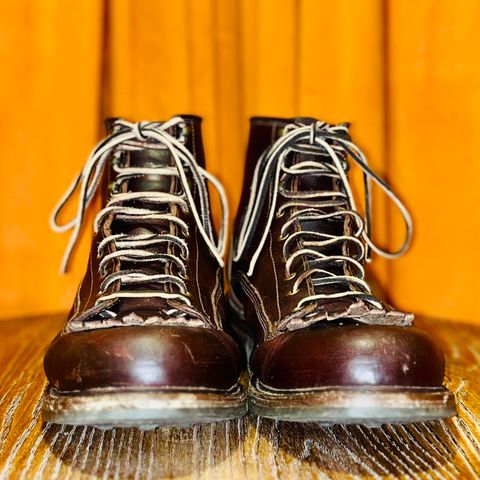 Photo by boot_loon on December 5, 2024 of the Caswell Boot Company Carver in Wickett & Craig Chestnut Oiled Latigo.
