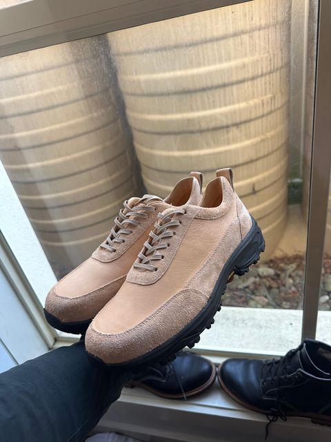 Photo by aussiebootboy on August 14, 2025 of the Goral Samara in Maryam Natural Veg Tan.