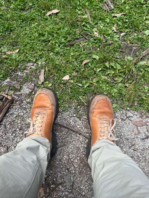 Photo by aussiebootboy on January 1, 2026 of the Goral Samara in Maryam Natural Veg Tan.