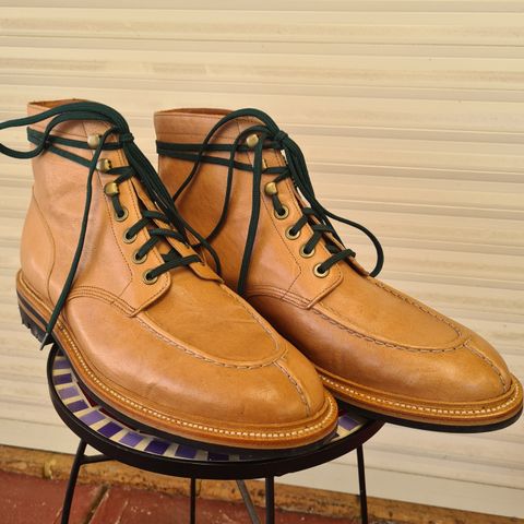 Photo by DownThunderdome on October 1, 2024 of the Grant Stone Ottawa Boot in Incas Natural Kangaroo.