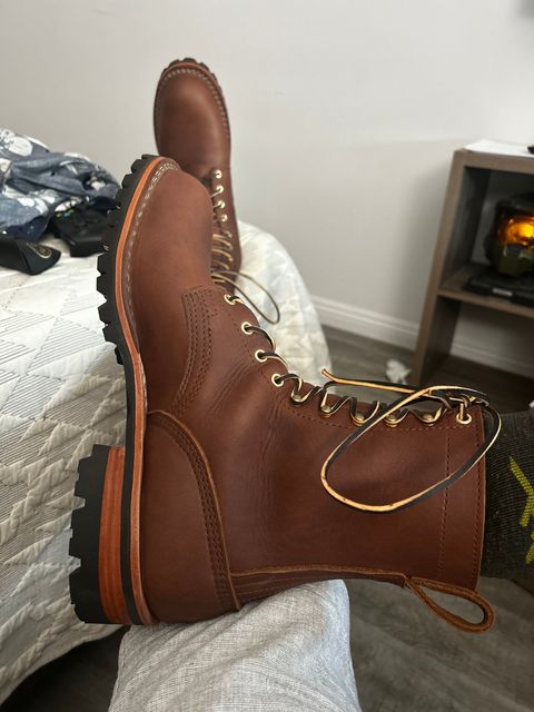 Photo by misterclean22 on July 7, 2023 of the Nicks Overlander in Seidel 1964 Brown.