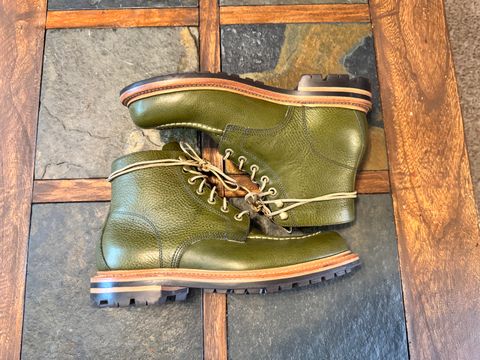 Photo by Jonathanht89 on April 20, 2025 of the Grant Stone Brass Boot in Badalassi Carlo Olive Green Minerva.