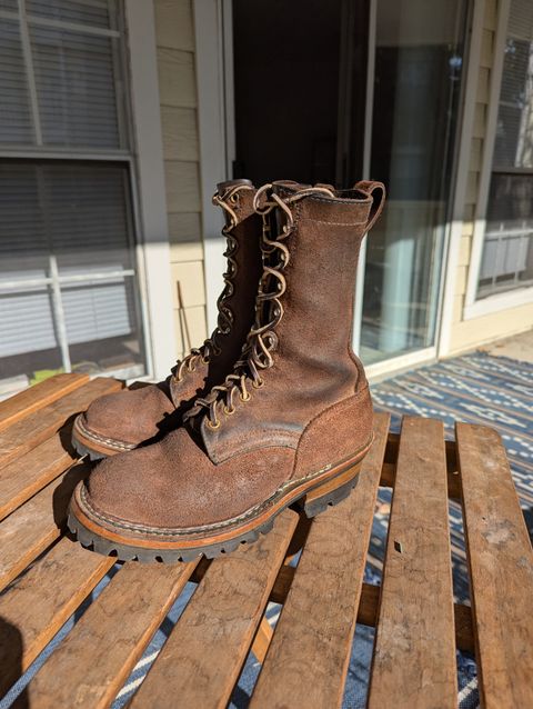 Photo by DrRyukin on November 8, 2024 of the White's Smokejumper in Seidel Brown Roughout.