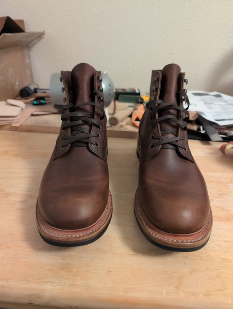 Photo by film_raine on January 21, 2026 of the Parkhurst Allegany in Parkhurst / Tobacco Veg Tan.