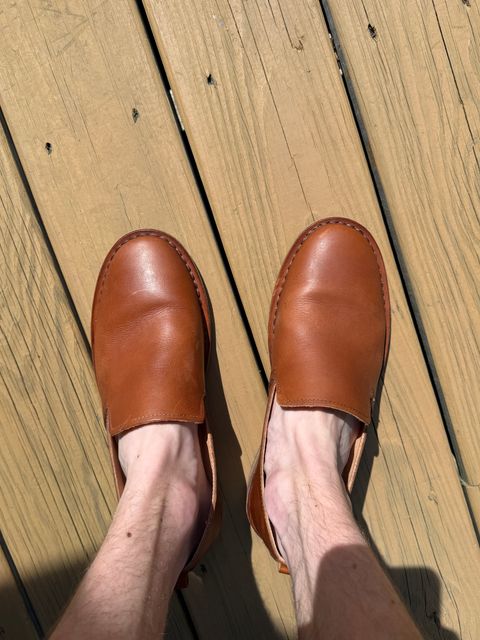Photo by sweatpantszach on July 6, 2025 of the Astorflex Patnoflex in Tan Smooth.