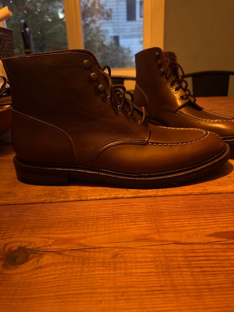 Photo by fpiper on October 1, 2024 of the Grant Stone Ottawa Boot in Horween Crimson Chromexcel.
