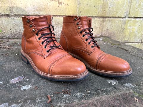 Photo by RUNNOFT on May 24, 2024 of the Parkhurst The Richmond in Horween Natural Dublin.