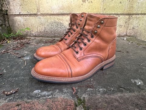Photo by RUNNOFT on May 24, 2024 of the Parkhurst The Richmond in Horween Natural Dublin.