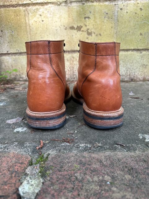 Photo by RUNNOFT on May 24, 2024 of the Parkhurst The Richmond in Horween Natural Dublin.