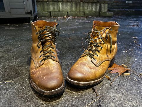 Photo by RUNNOFT on January 5, 2025 of the Oldspeed MFG Service Boot 6” in Horween Tan Latigo.