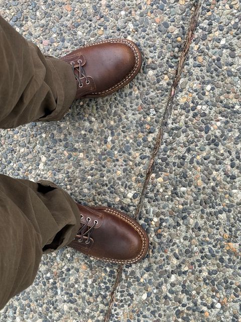 Photo by Efanium on May 15, 2026 of the White's 350 Cruiser in Horween Cinnamon Waxed Flesh.
