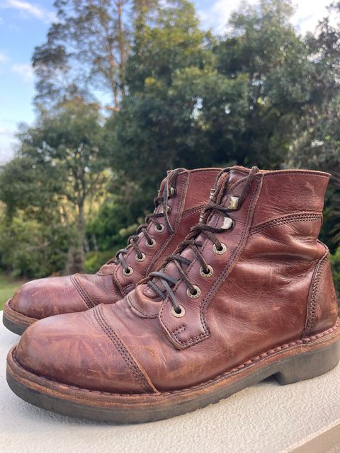 Photo by aman5100XX on October 19, 2024 of the Jim Green Numzaan in Hazelnut Veg Retan.
