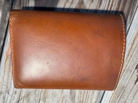 Photo by MuttBarker on April 4, 2026 of the Rodos Leather Crafts Camel Full Grain Leather Trifold Wallet in Tochigi Oil Vachetta #1 Light Brown.