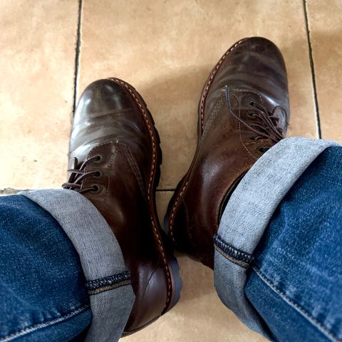 Photo by stinkypatina on August 22, 2025 of the Dr. Martens 939 Ben in Dark Brown Crazy Horse.