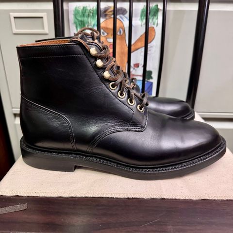 Photo by stinkypatina on November 13, 2025 of the Grant Stone Diesel Boot in Horween Black Chromexcel.