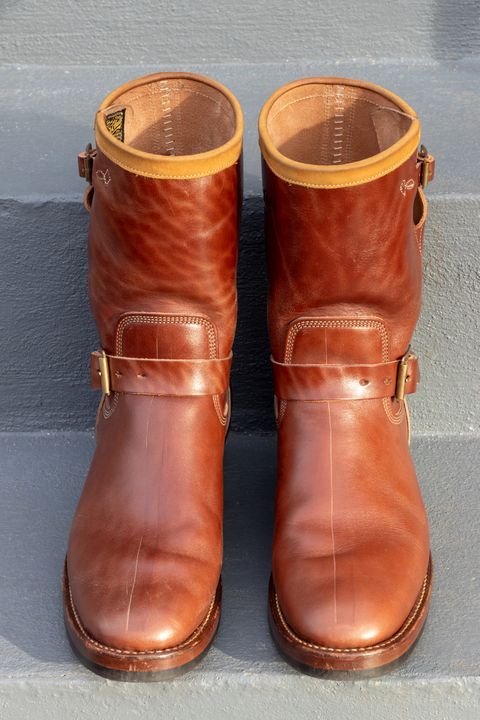 Photo by JewishJesus on January 1, 2026 of the Role Club Engineer Boots in Brown Italian Horsehide.