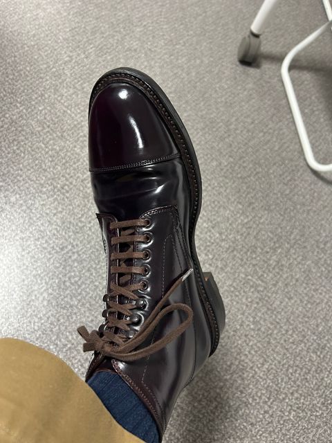 Photo by Patrick_Kwon on October 29, 2025 of the Alden Parajumper Boots in Horween Color 8 Shell Cordovan.
