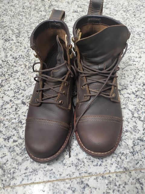 Photo by avikishoresoni on July 17, 2025 of the Craft & Glory Ranger Boots 6" (Vintage Brown) Goodyear Welted in Full Grain Waxed Water Buffalo.