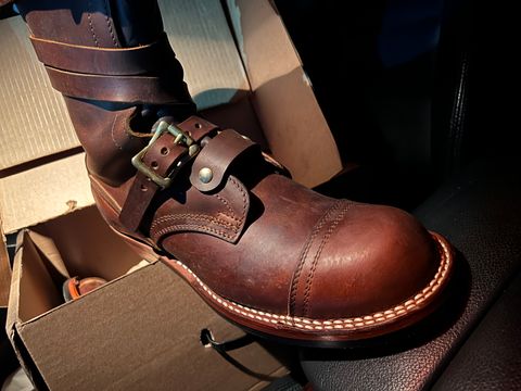 Photo by dieseldoc25 on January 16, 2026 of the Nicks Heritage TankerPro in Horween Orange Predator.