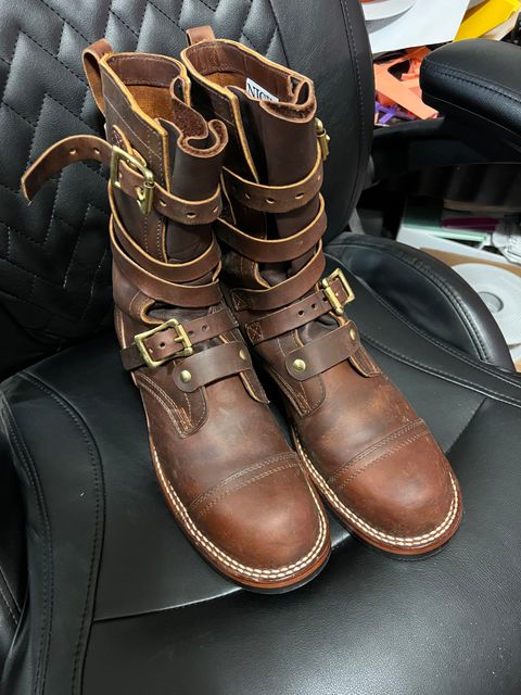 Photo by dieseldoc25 on January 17, 2026 of the Nicks Heritage TankerPro in Horween Orange Predator.
