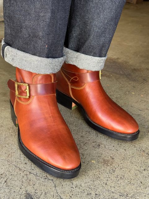 Photo by drmiles on November 7, 2025 of the Fortis Boots Tapak 2.0 Engineer Boots in Indonesian Red Brown Pull Up.