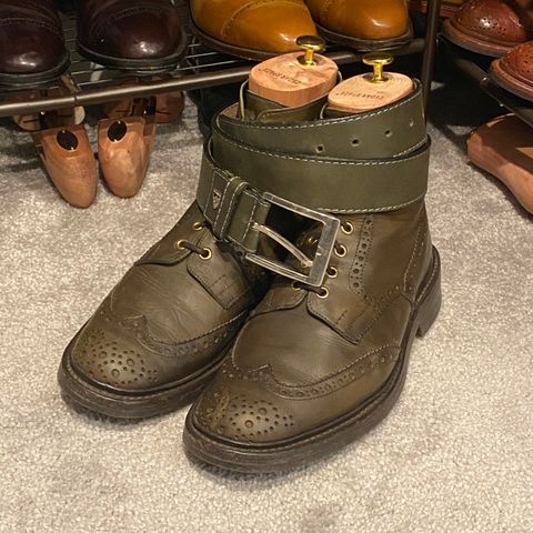 Photo by Colonel_Gringo on July 5, 2026 of the Tricker's Stow Country Boot in Green Olivvia Waxy.