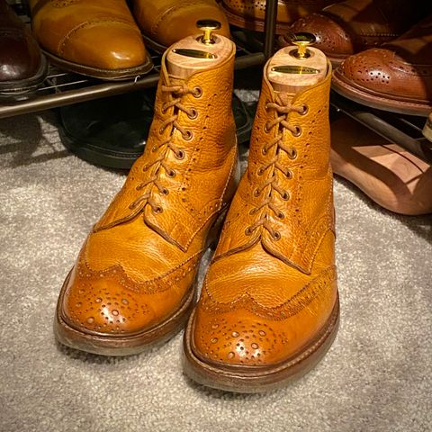 Photo by Colonel_Gringo on July 13, 2026 of the Tricker's Stow Country Boot in Acorn Muflone.