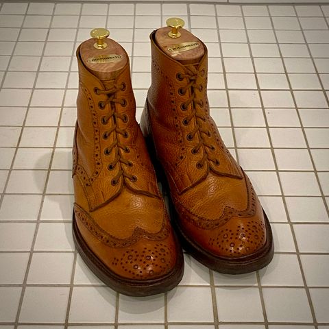 Photo by Colonel_Gringo on July 13, 2026 of the Tricker's Stow Country Boot in Acorn Muflone.