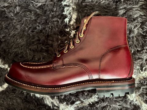 Photo by foughtthelaw on October 28, 2024 of the Grant Stone Brass Boot in Horween Color 8 Chromexcel.