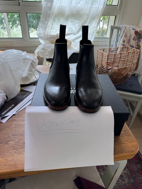 Photo by the_boot_dev on October 7, 2024 of the Briselblack The Seventh Chelsea Boot in Maryam Natural Horsebutt Overdyed Black.