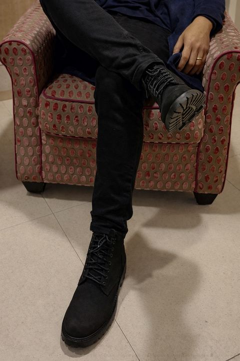 Photo by herculance on November 10, 2023 of the Thursday Thursday / Hero in Black Matte Rugged & Resilient.